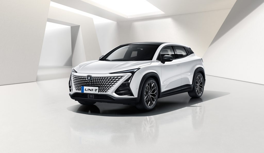UNI-T ايليت 2025
