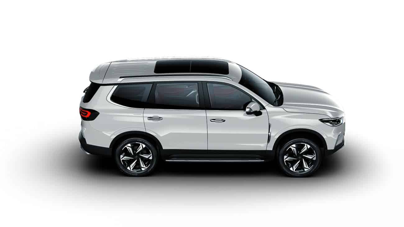 ماكسوس اكسكتف لاكجري سيارة 