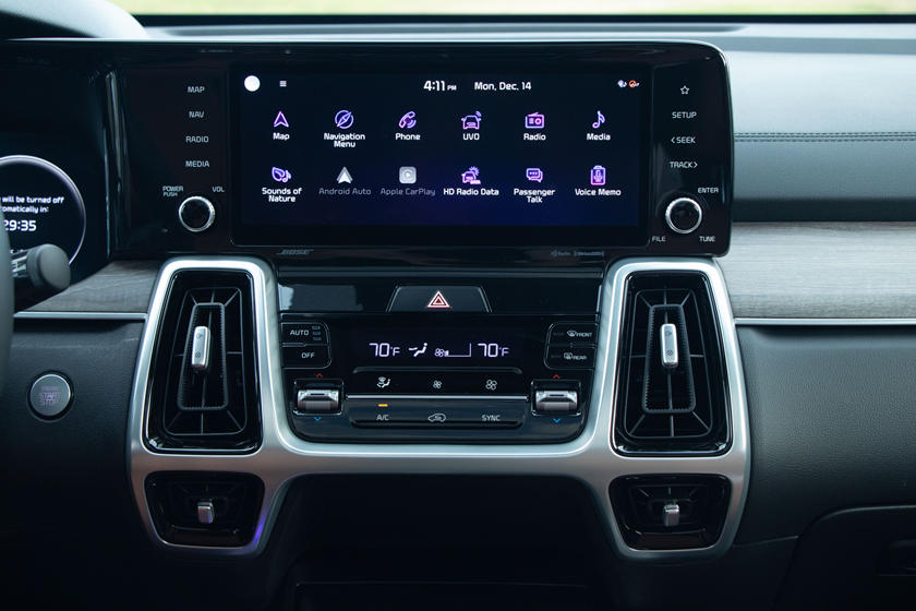 سورينتو 4*2 سيارة 