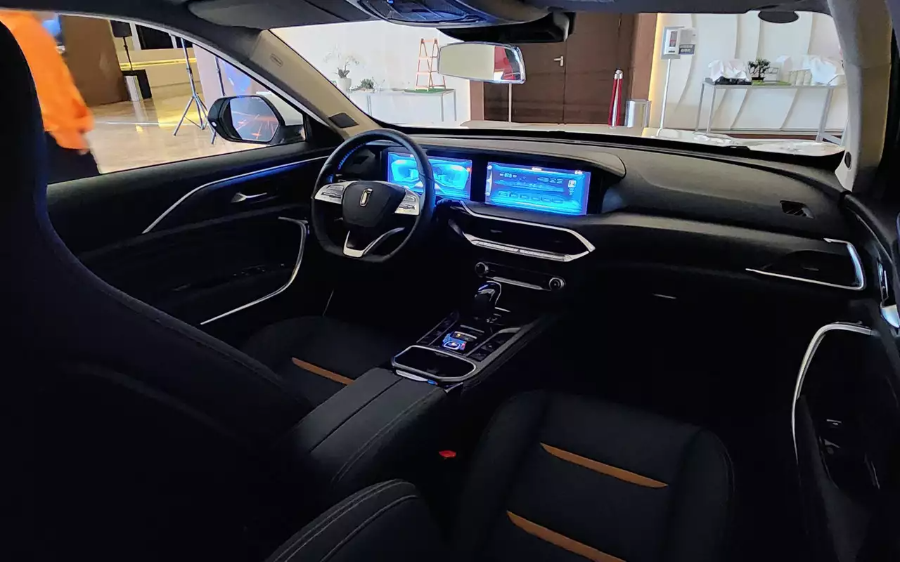 X55 LV3 دفع امامي سيارة 